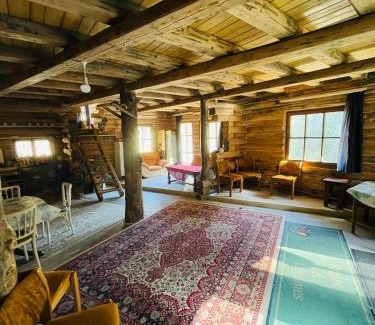 Maguri-Racatau Ski Chalet | Rustic Chalet in the mountains of Transylvania