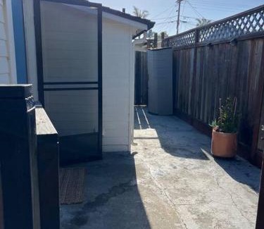 Seabright Villa | Queen of Seabright!