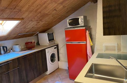 Epesses House | LA FAVELA