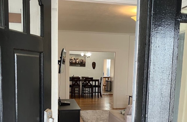 Bernal Heights 3 Bedroom With Yoga Retreat Space https://youtu.be/4ph60q2-9kY