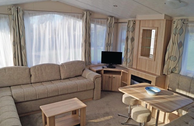 3 bedroom accommodation in Woodbury, Exeter