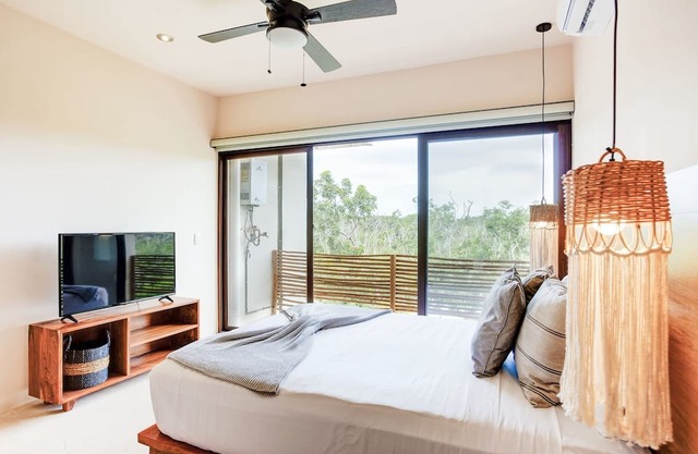 Roof Terrace Lounge, Private Balcony, Splash Pool