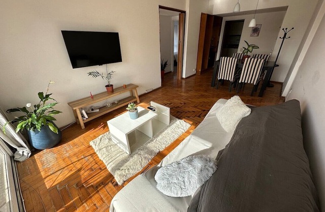 2 pax en barrio gastronómico.