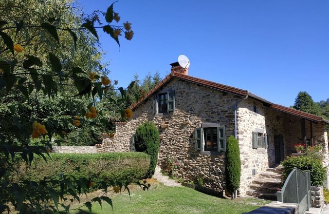 Gite Saint-Poncy, 3 bedrooms, 6 persons