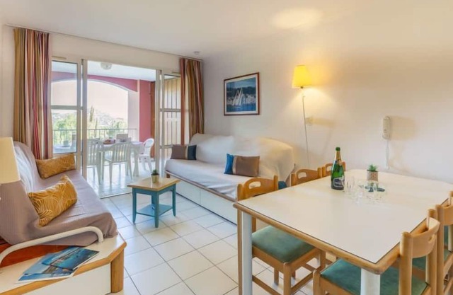 Apartment Village Cap Estérel - Le Hameau in Agay Village Cap Esterel - 6 persons, 2 bedrooms