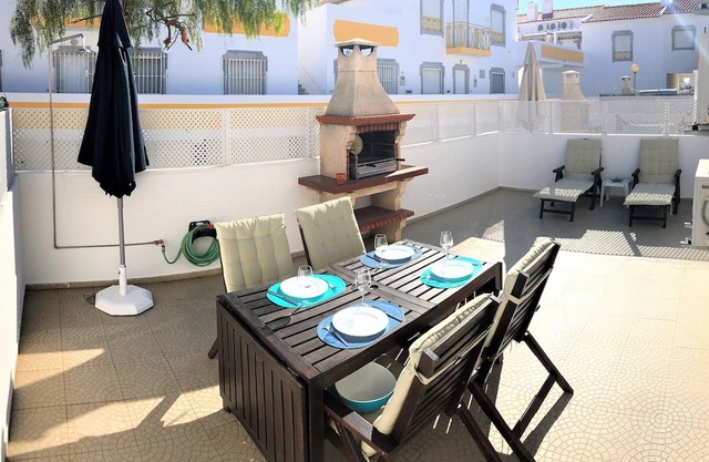 Apartment 250 meters from Altura beach with terrace, A / C and Internet