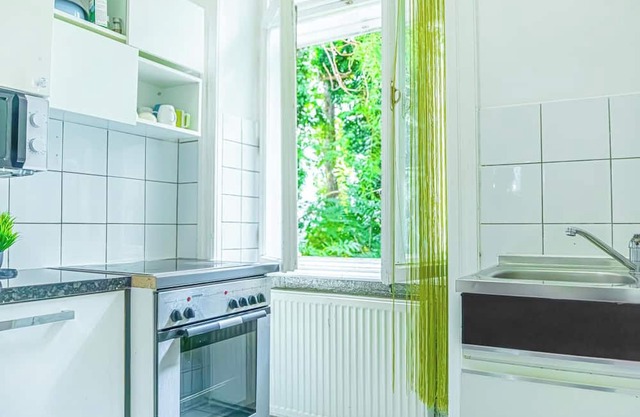 Cozy 2BR Apt Near Belvedere Palace