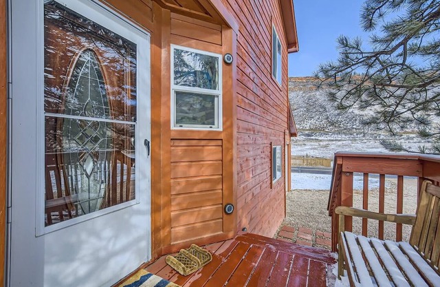 Charming 3-bedroom house in wonderful Fort Collins with WiFi, AC