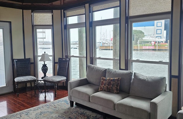 Floating Villa 2