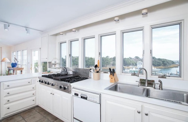 Coastal Casa-Sound Front Home in Atlantic Beach, NC