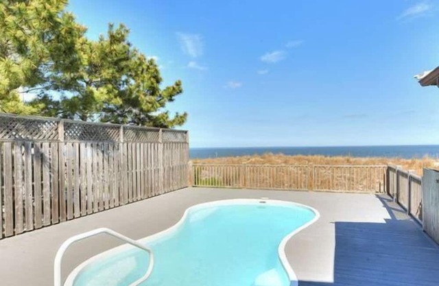 Oceanfront property with a private pool!