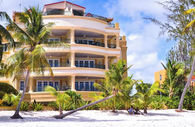Cozy One Bedroom - White Sands Beach Condos