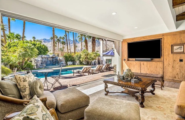 Casa Sueños - Luxury Private Estate in Andreas Hills, Spacious 5 bdr, 6 Bath + S