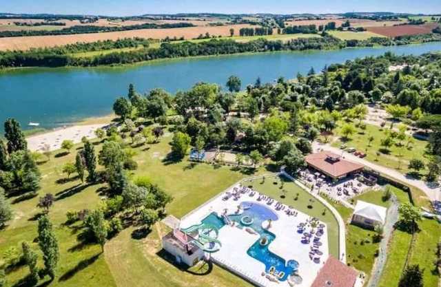 Camping 3 étoiles - ccaadfg