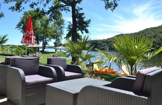 Camping 3 étoiles - Piscine - ccaadge