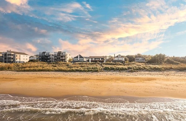 Wave Suite /Right on the Beach!