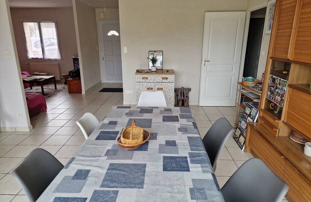 Maison au Calme en Lotissement Proche du Centre Avec bus à Proximité Immédiate