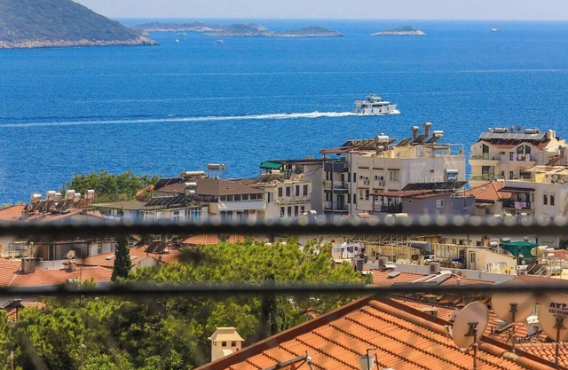 Sea View 2+1 Spacious Apartment Grand Floor1-2-3
