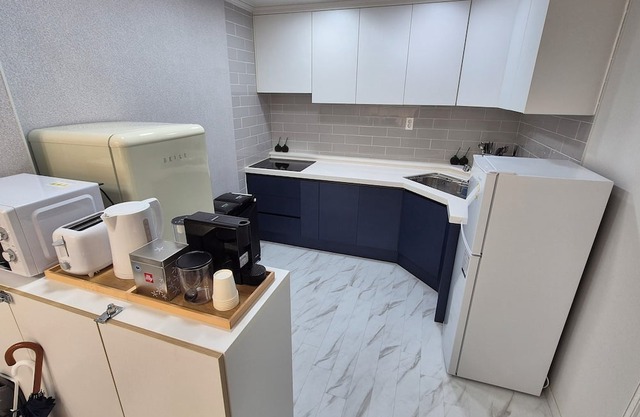 III - Full option three-room private house