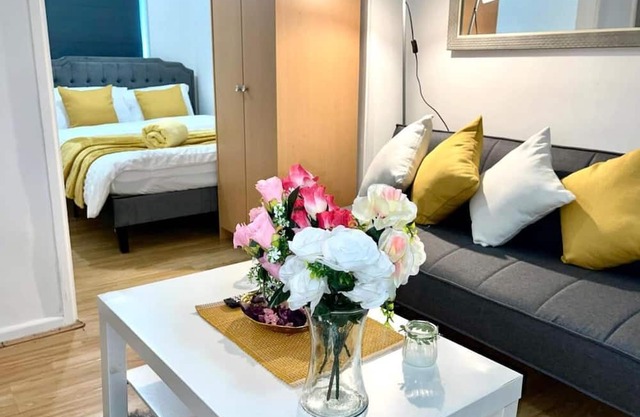 Stevenage Studios - Superior Suite
