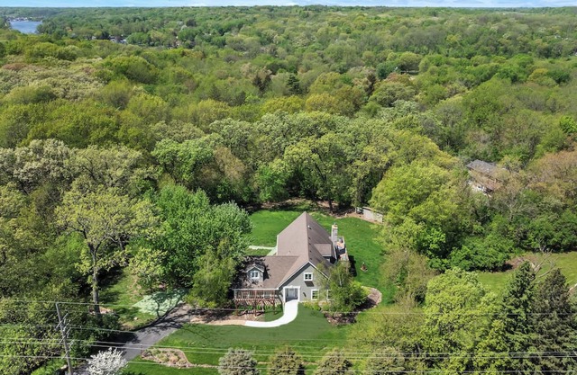 Spacious 5BR Family-Friendly Oasis w/ Hot Tub