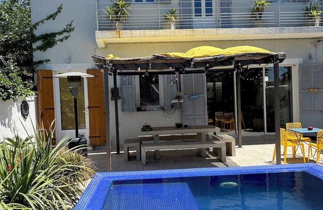 Location Saisonnière Maison Marseillaise Avec Piscine