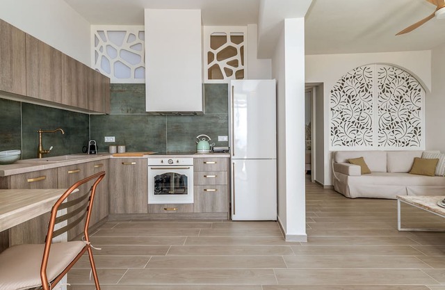 Apartment 'Captain's Pounda Suite' with Sea View, Wi-Fi and Air Conditioning