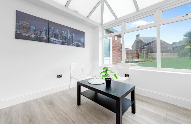 Isimi luxurious house 4-Bed in Alfreton Derby