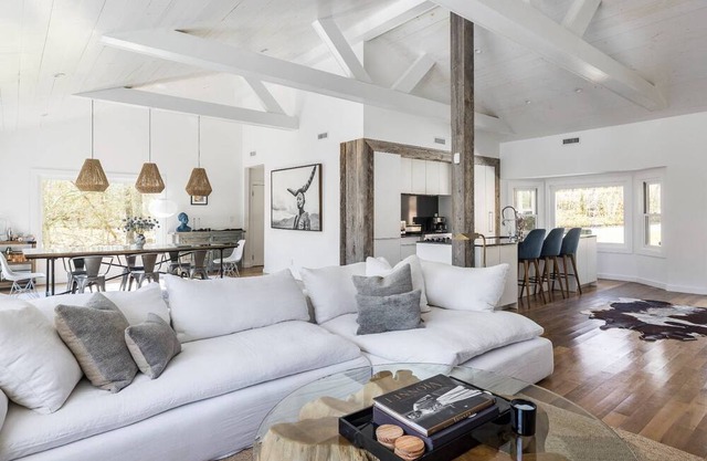 Designer Ranch House in East Hampton