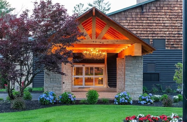 Scenic Lodge Retreat Located at Schroon Lake | Outdoor Firepits and Pool