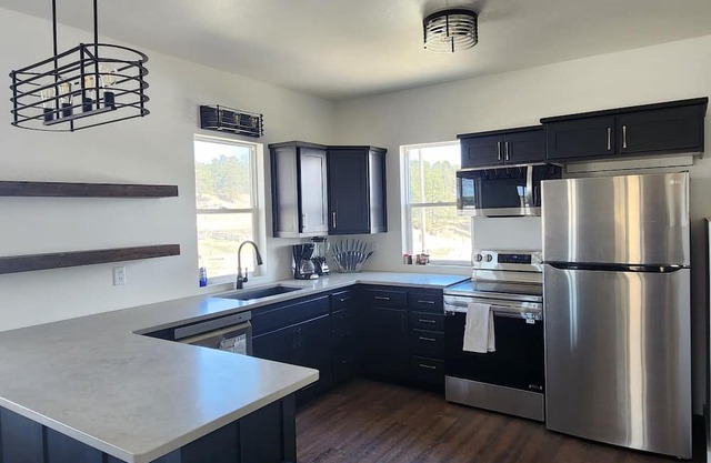 Relaxing Ranch Retreat, Pet Friendly, privacy and perfect get away!