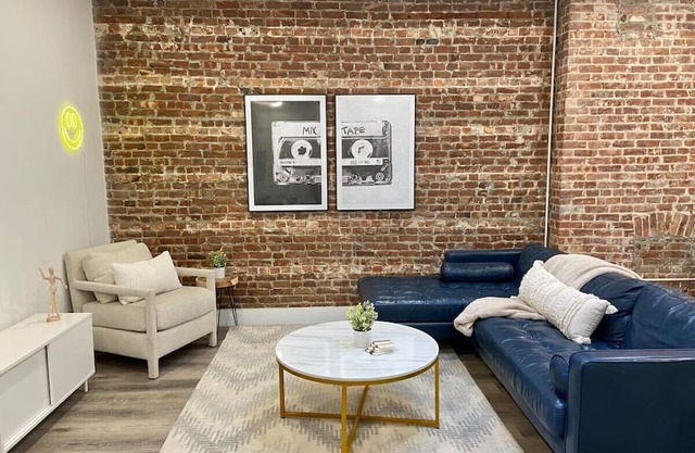 315-4Bedroom/2Bath W In Unit Washer!