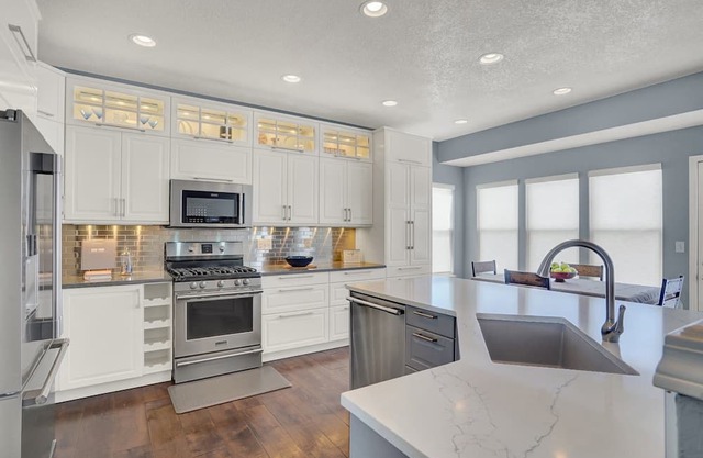 Gleneagle's Nest: Luxury Home with VIEWS of USAFA & Pikes Peak!