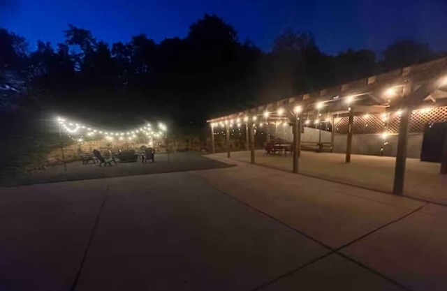 Serene Haven Ranch: Cozy 3BR Oasis with Backyard Bliss