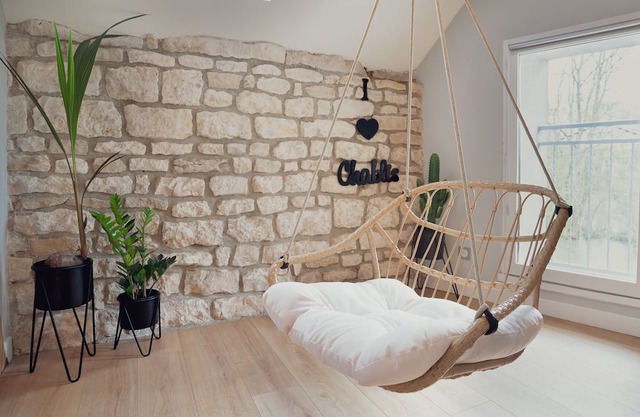 Maisons Vaudésir - Charming Riverside Getaway
