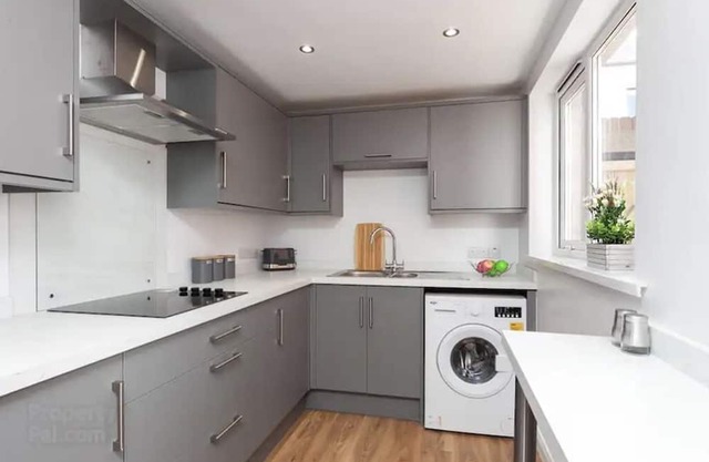 Luxurious Brand New Family Home