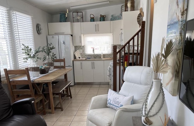 Outdoor Resorts at Long Key. Trailer in gated community, pool, 3 bedrooms.