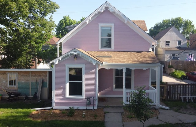 Cozy Victorian Carriage House in NE Kansas City