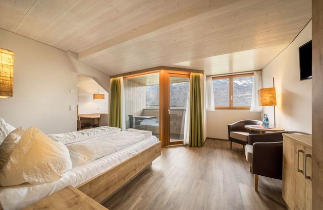 Apartment 'Residence Egger D' with Mountain View, Wi-Fi and Air Conditioning