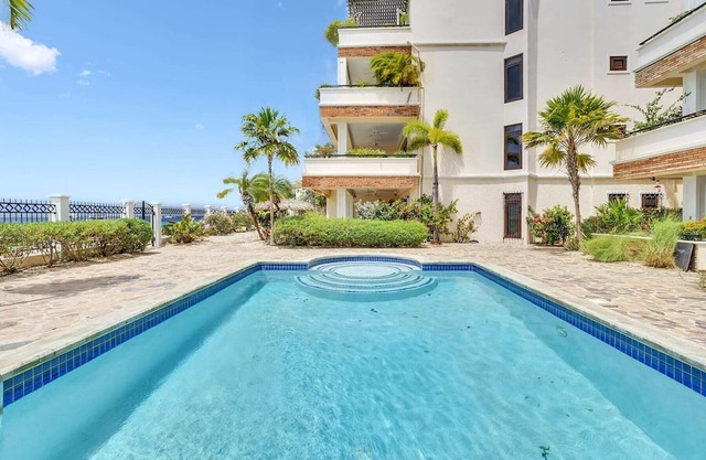 Playa Lechi Penthouse right by the Caribbean Sea