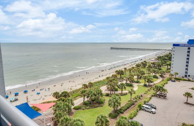 2BR Pools, Views, Direct Oceanfront, Bay View!