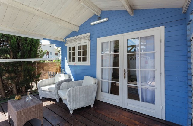 Holiday Home 'Fama' with Shared Pool, Private Terrace and Wi-Fi