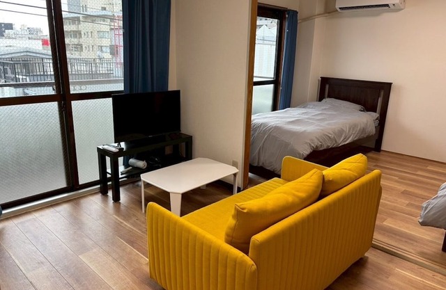 Room 401 1 minute walk from Abiko Station on the /Osaka Ōsaka