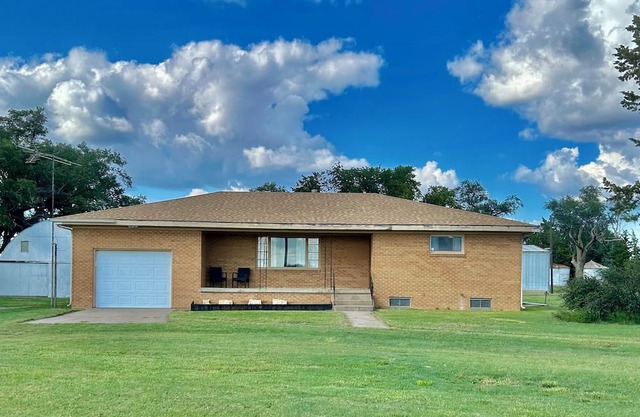 Homestead House - Simple comfort in the heart of Kansas