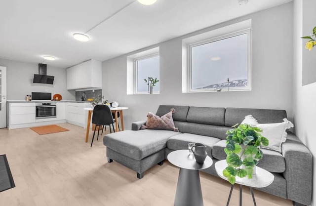 Northstay - Tromsø Aurora & Mountain View Apartment