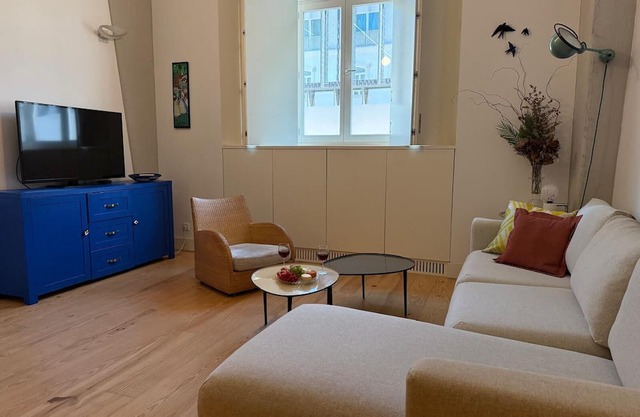 Stylish Apartment near Timeout Market