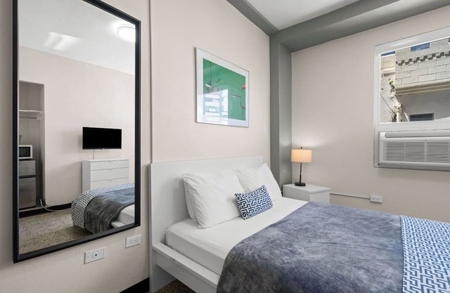 Adjacent to Historic San Juan $vert$ Close to La Placita $vert$ Ideal for Groups