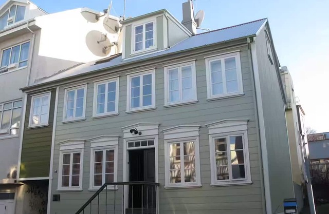 Briet Apartments Reykjavík, Holiday Home