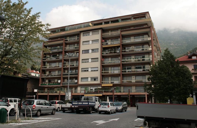 Style and Tradition, for those who want a comfortable environment in the center.