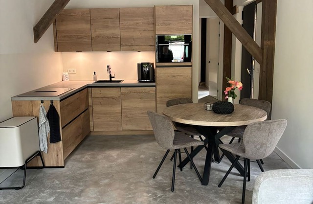 Cozy modern renovated guest house in the green close to Apeldoorn.